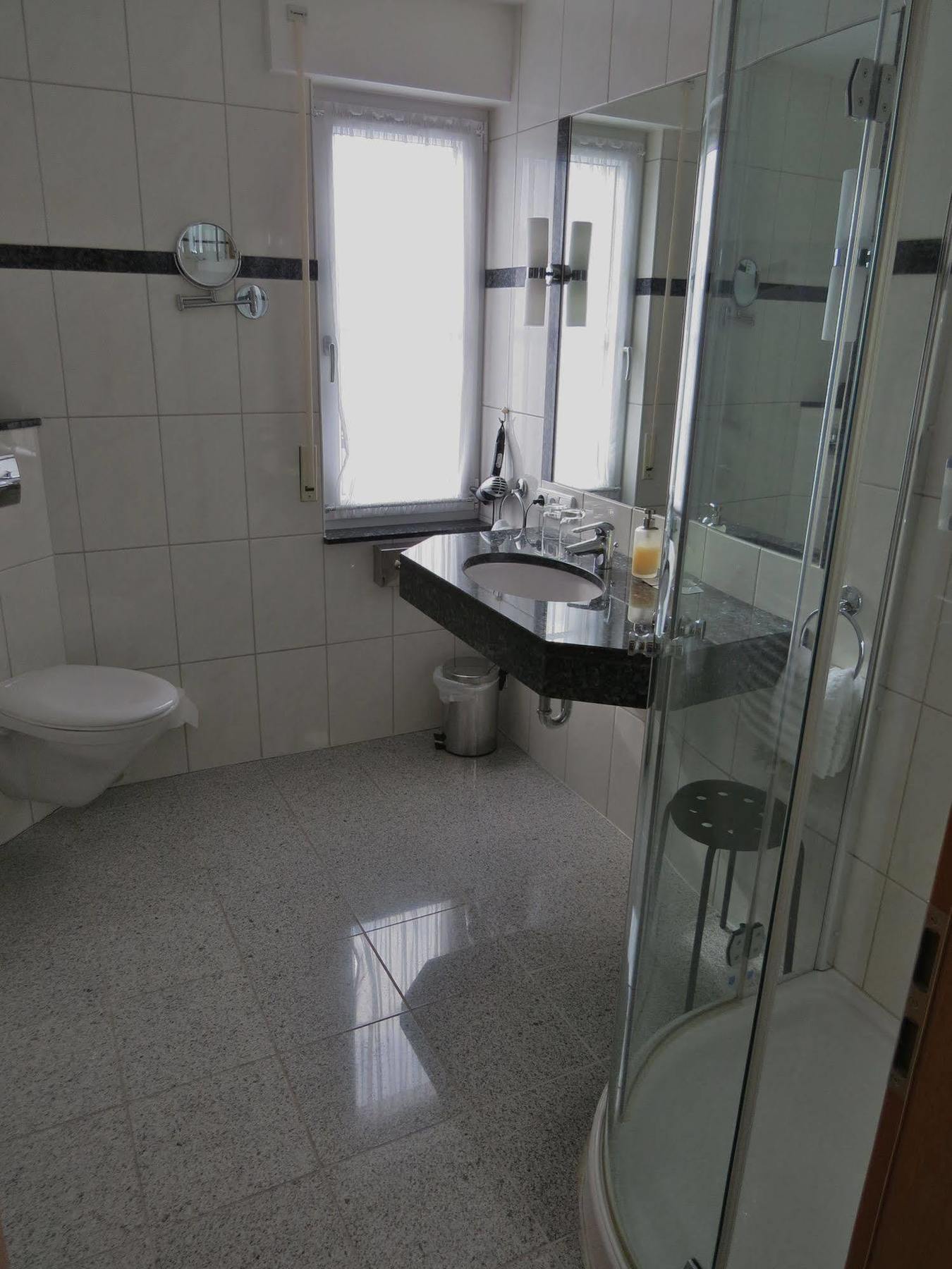 Hotel Retterath Am Nuerburgring Wiesemscheid Eksteriør billede